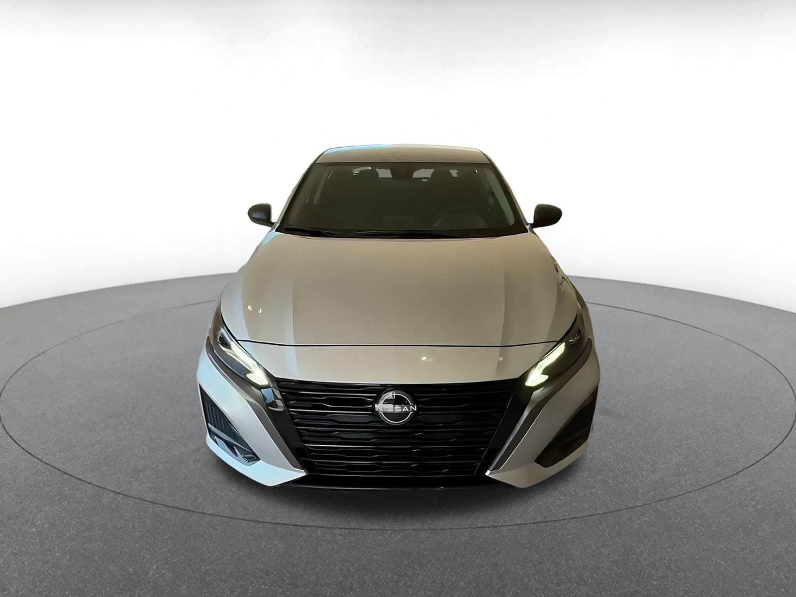 Thumbnail: 2026 Nissan Altima - 4