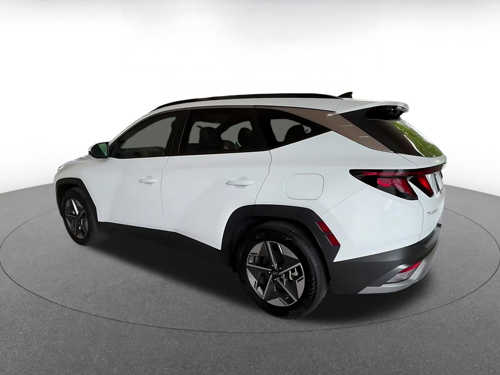 Thumbnail: 2025 Hyundai Tucson - 10