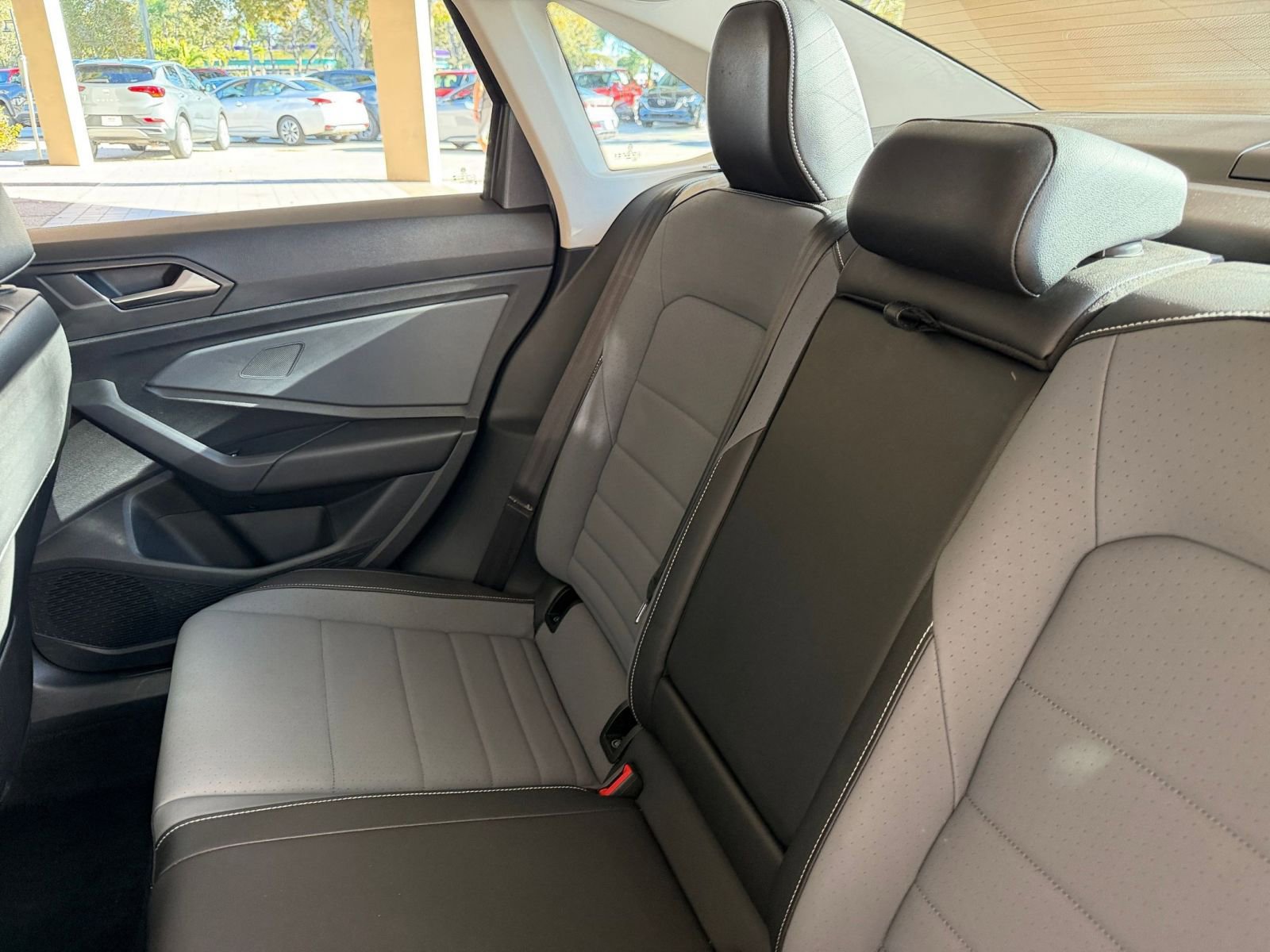 Thumbnail: 2025 Volkswagen Jetta - 35