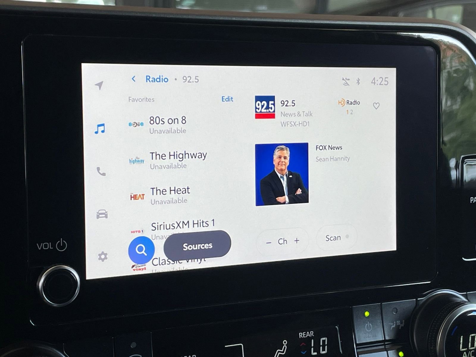 Thumbnail: 2025 Toyota Highlander - 20