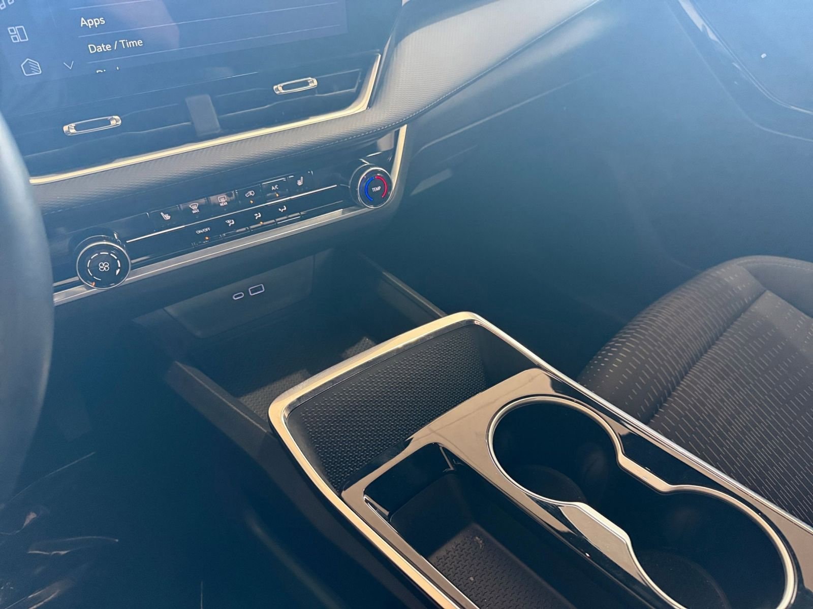 Thumbnail: 2025 Chevrolet Equinox - 35