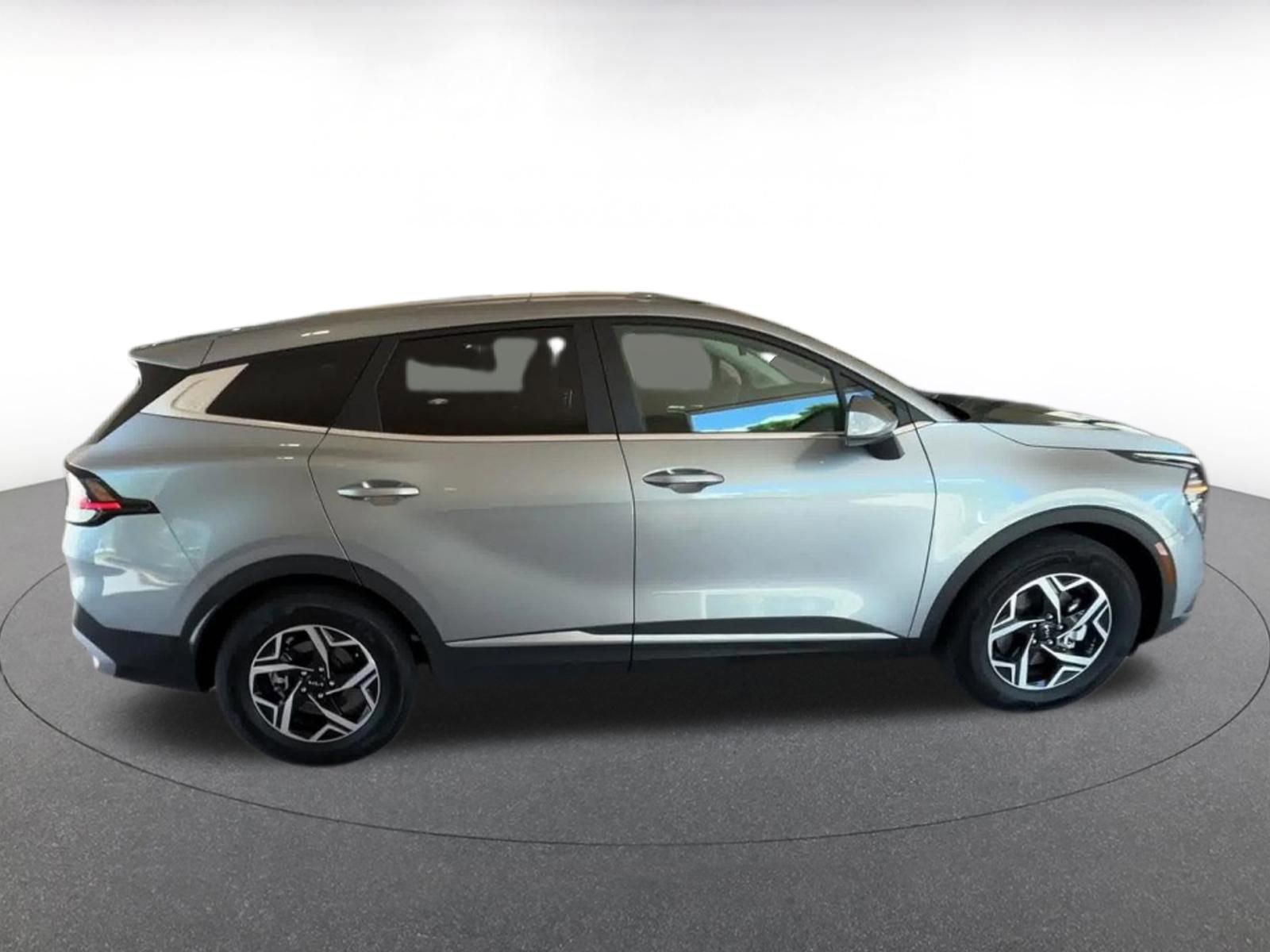 Thumbnail: 2025 Kia Sportage - 16