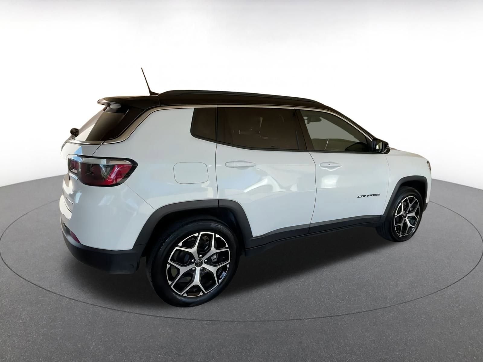 Thumbnail: 2025 Jeep Compass - 15