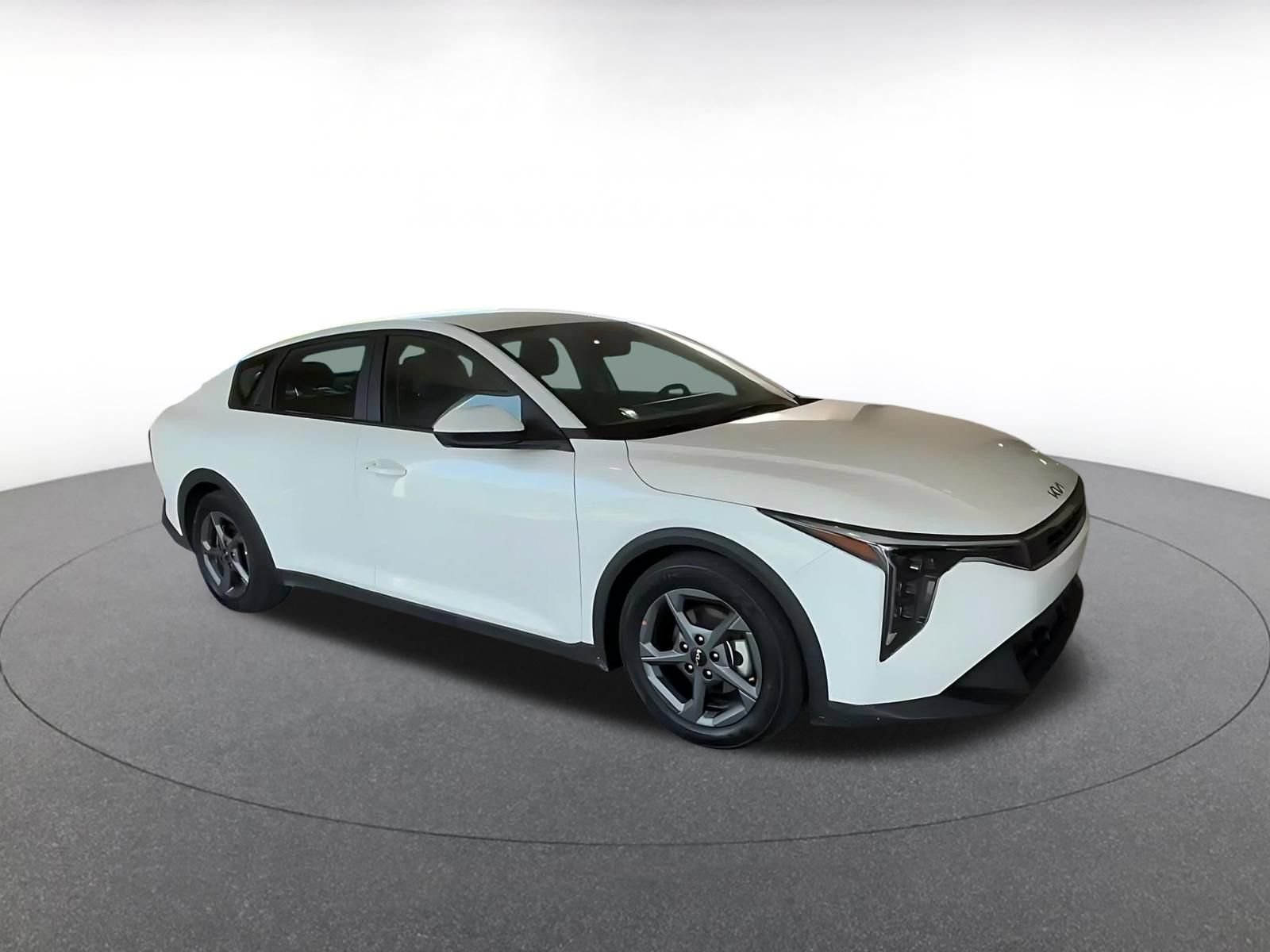 Thumbnail: 2025 Kia K4 - 2