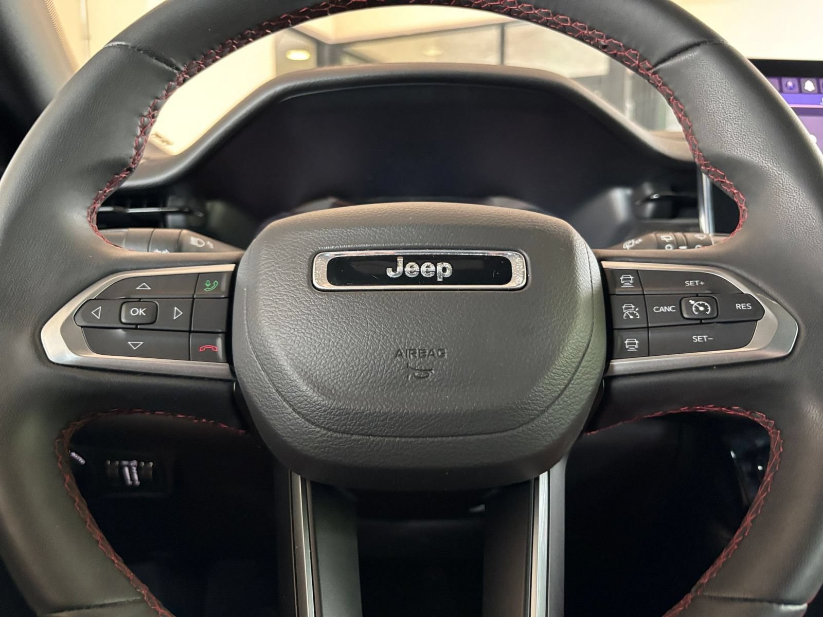 Thumbnail: 2025 Jeep Compass - 22
