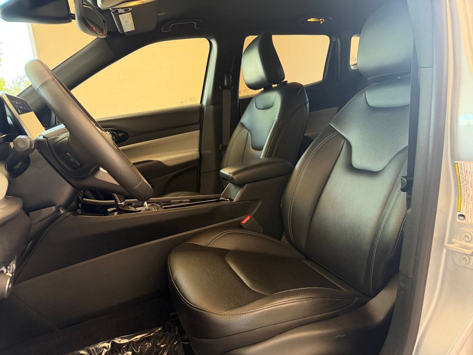 Thumbnail: 2025 Jeep Compass - 22