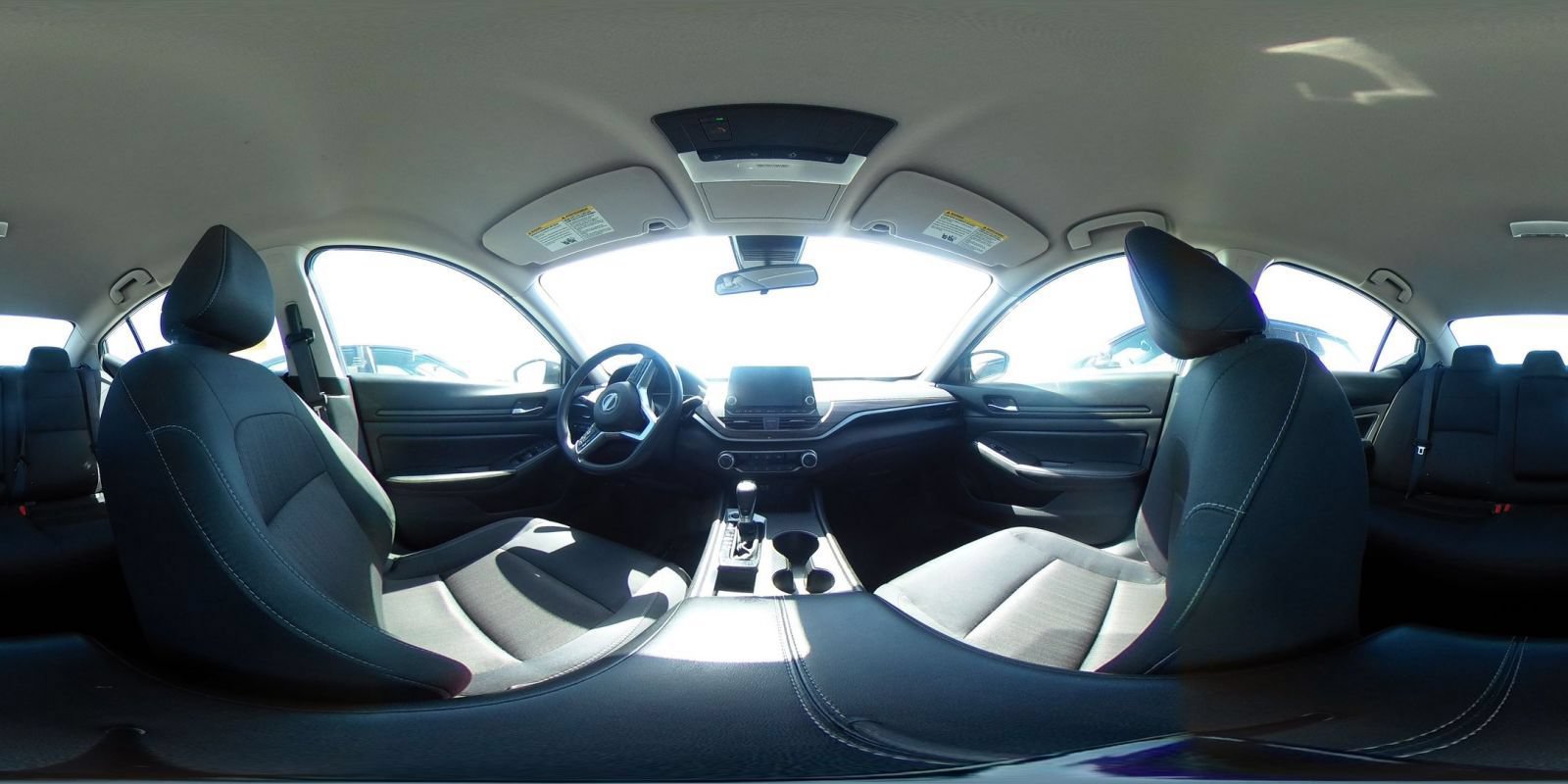 Thumbnail: 2025 Nissan Altima - 32