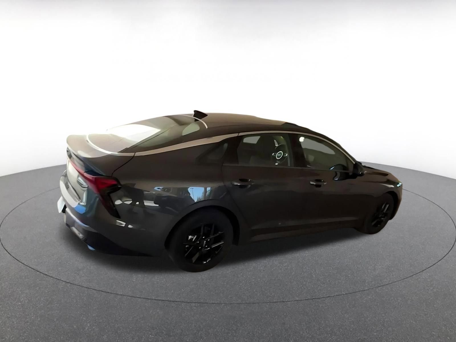 Thumbnail: 2025 Kia K5 - 15