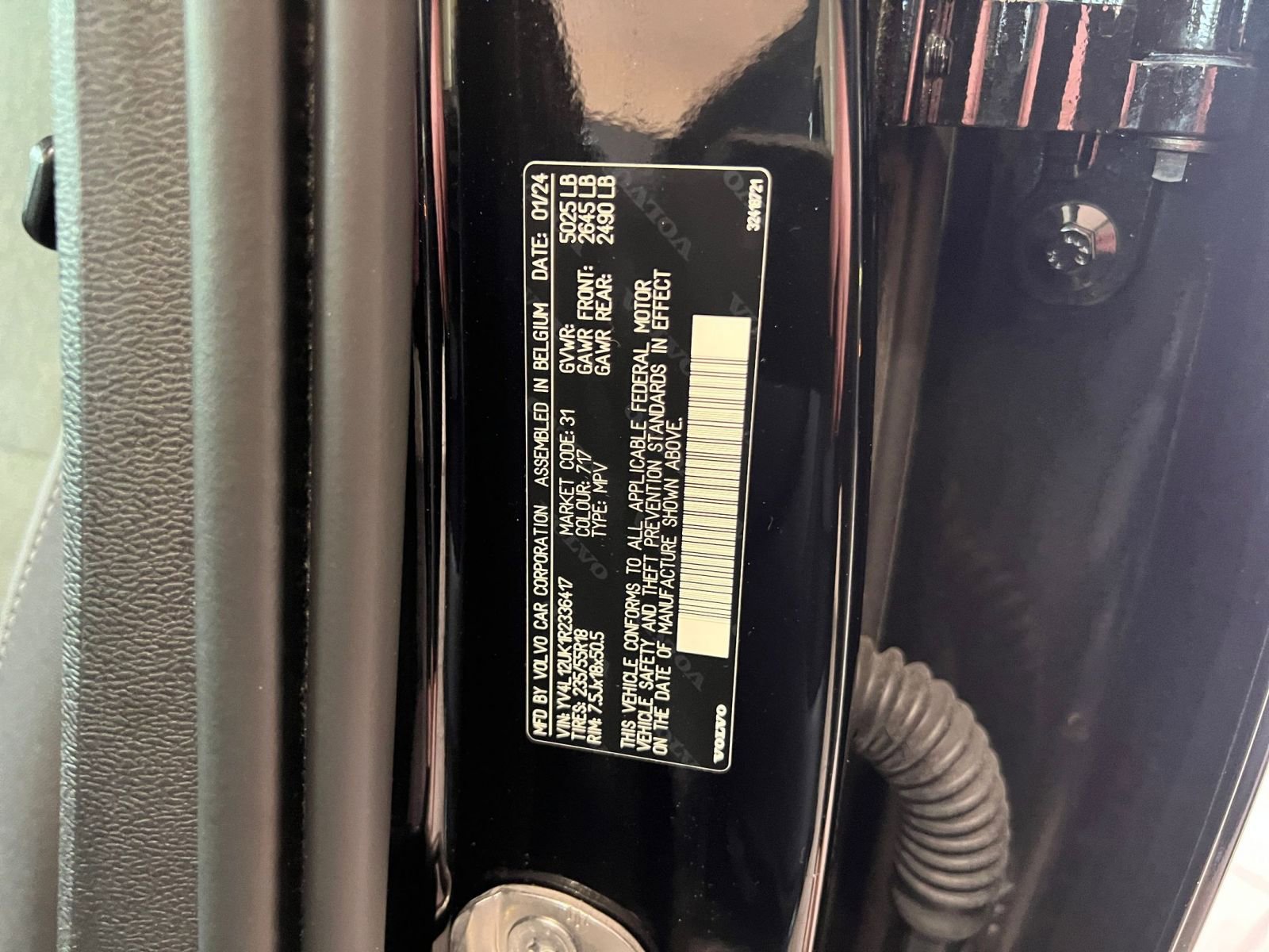 Thumbnail: 2024 Volvo XC40 - 22