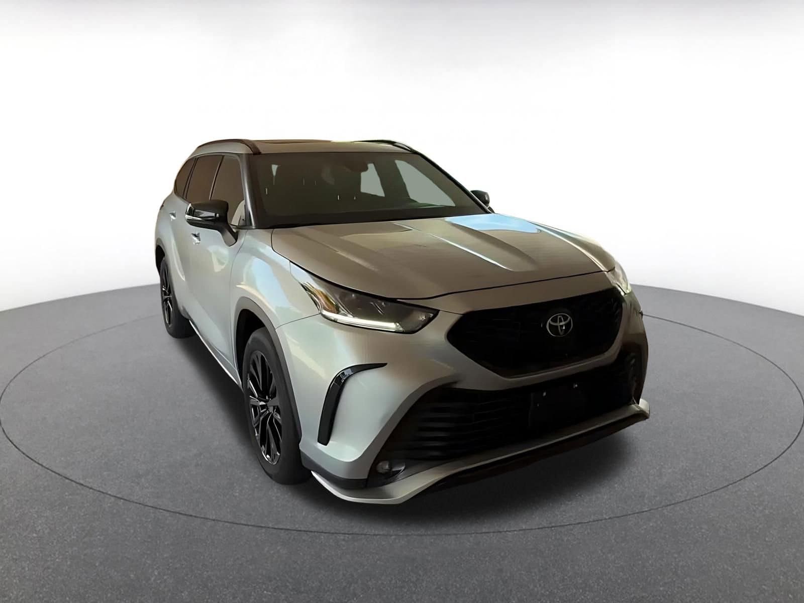Thumbnail: 2025 Toyota Highlander - 3