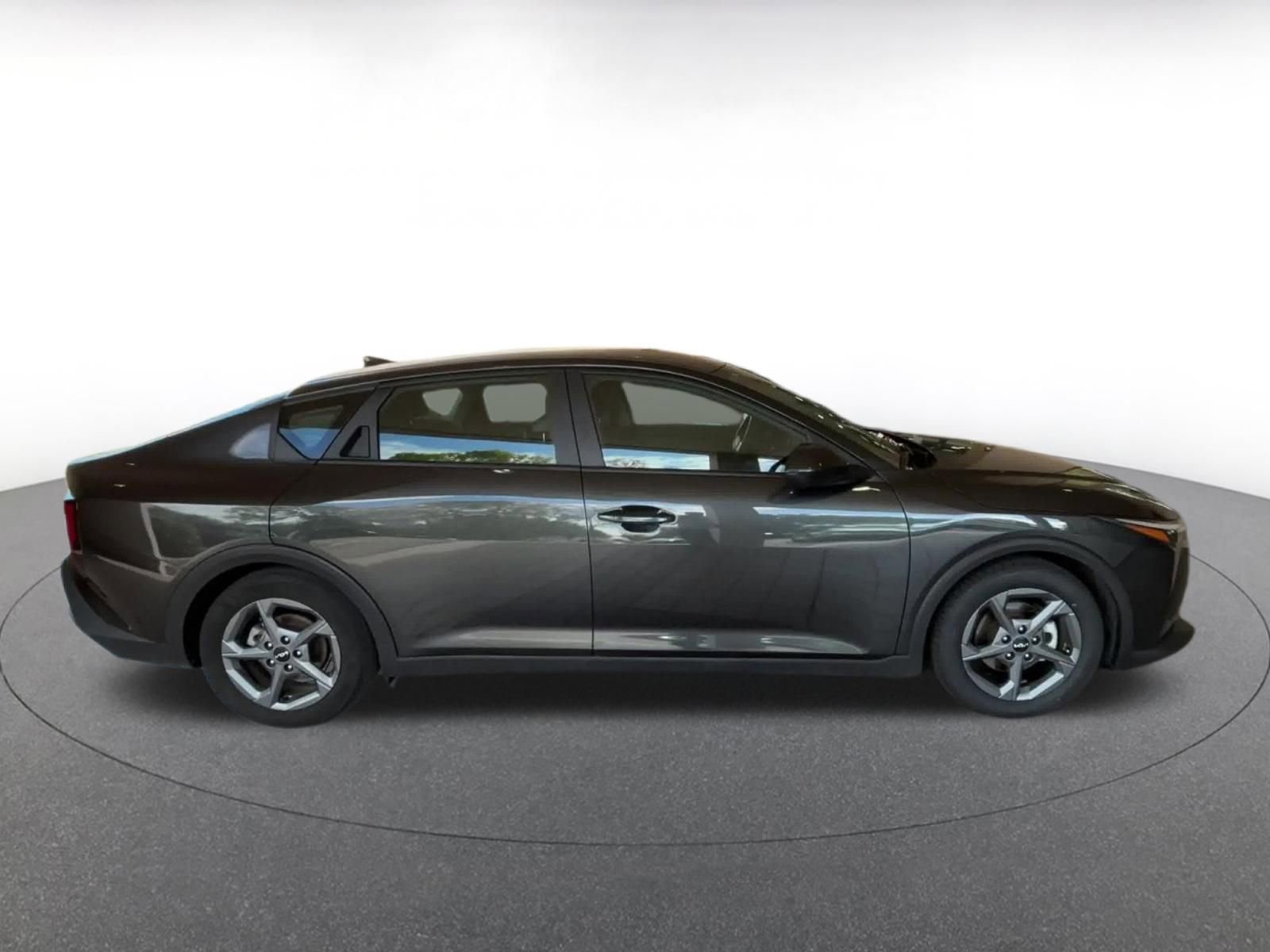 Thumbnail: 2025 Kia K4 - 16