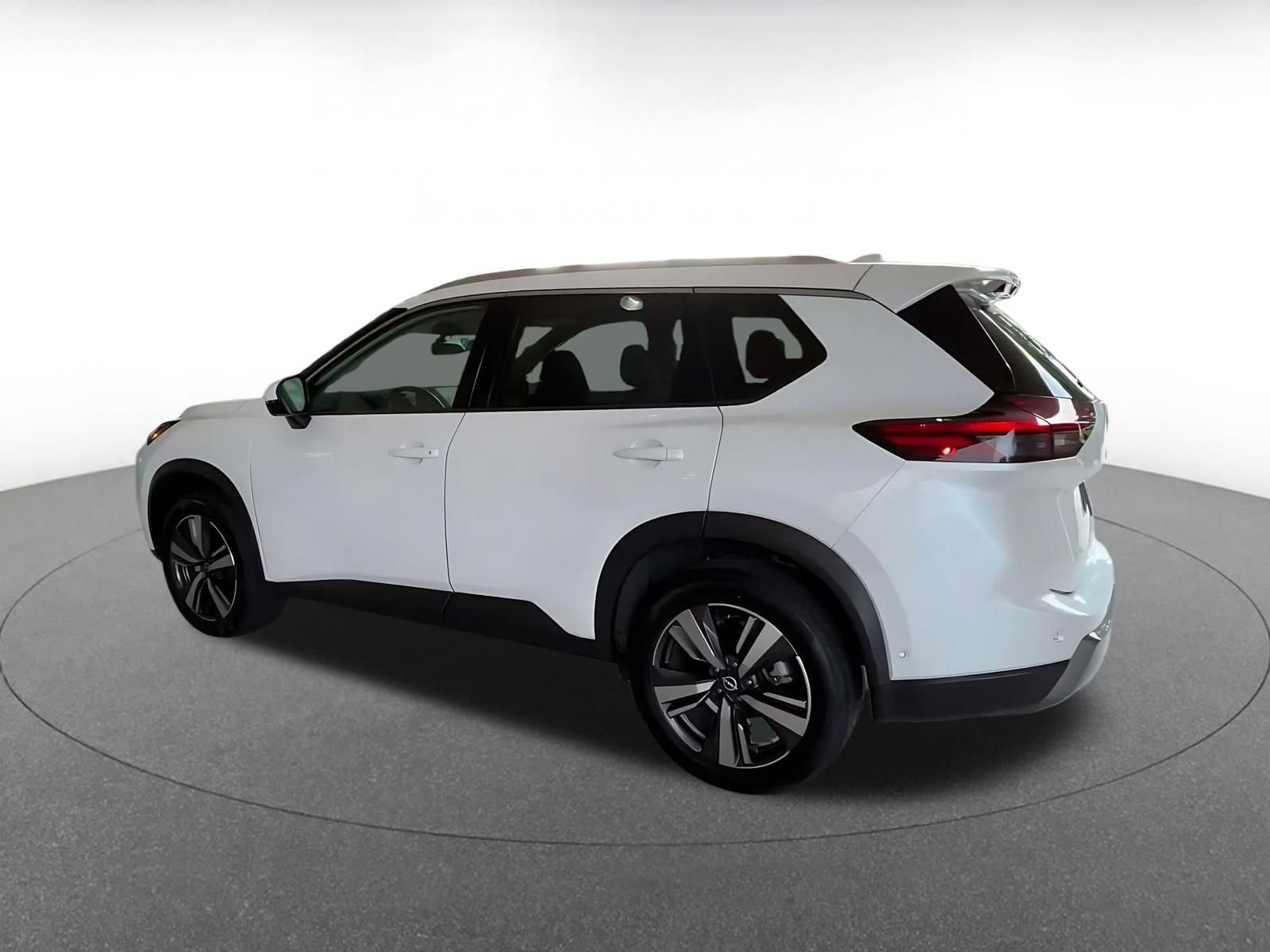 Thumbnail: 2026 Nissan Rogue - 9