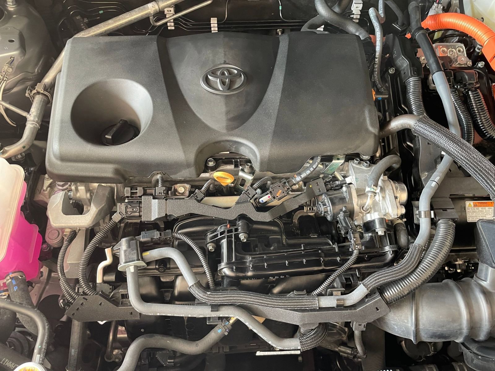 Thumbnail: 2025 Toyota RAV4 - 31