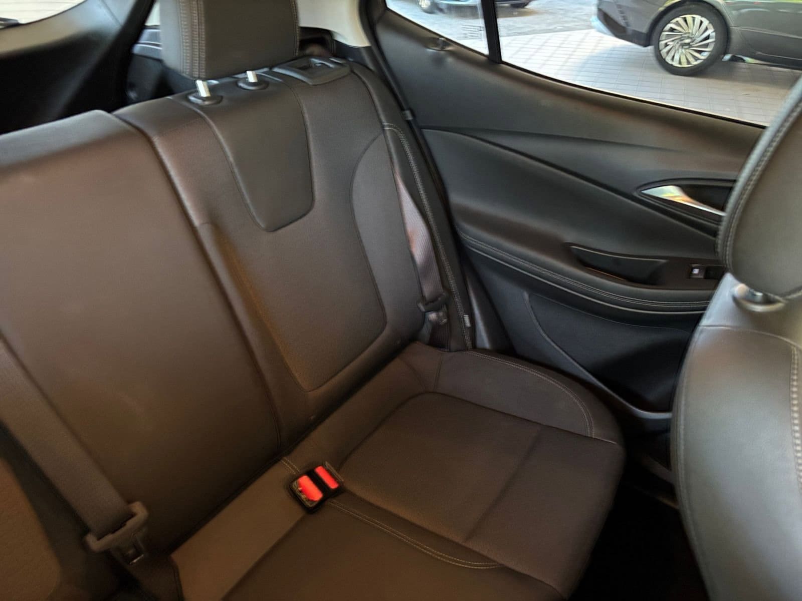 Thumbnail: 2025 Buick Encore GX - 35