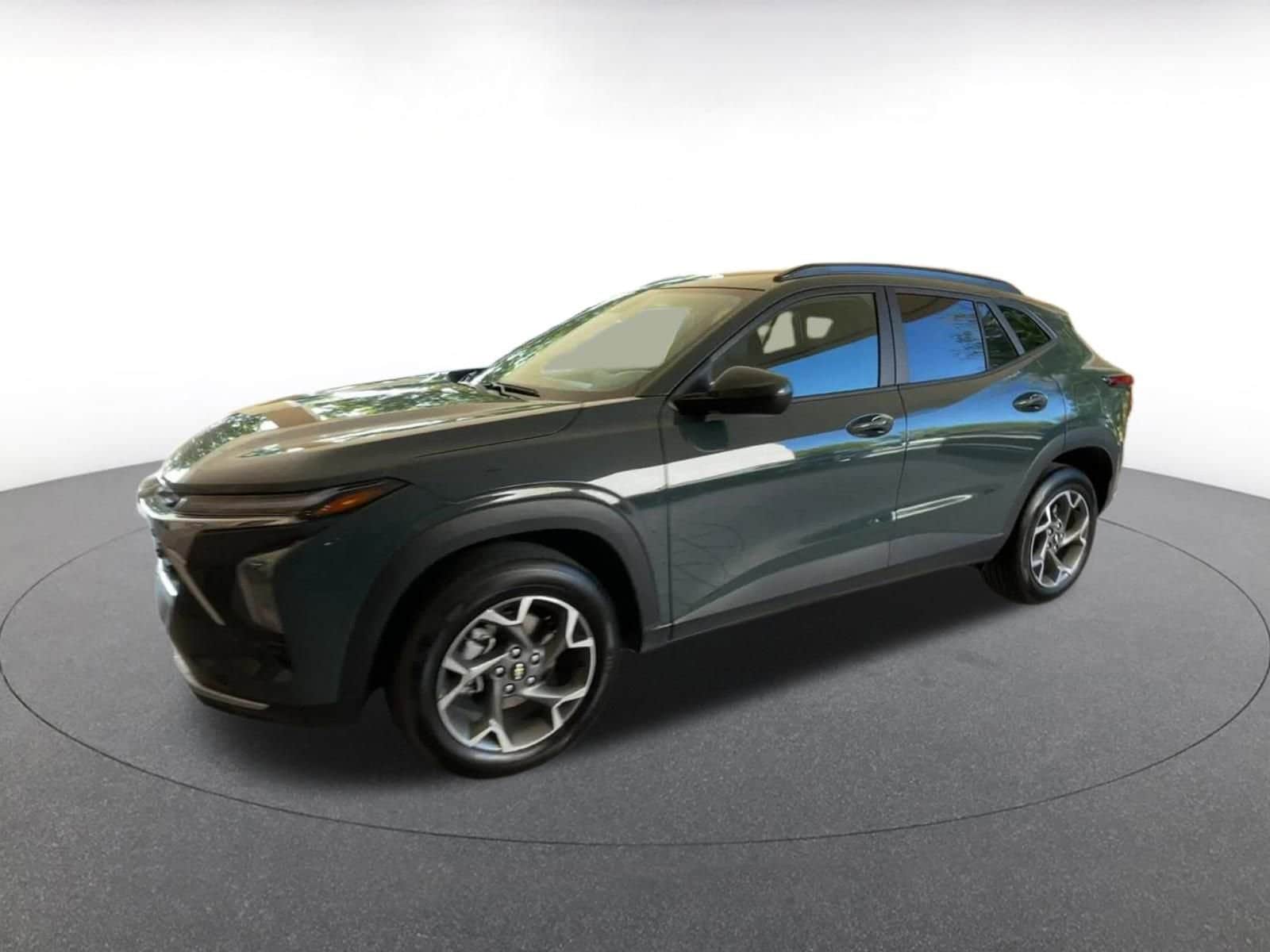 Thumbnail: 2025 Chevrolet Trax - 8