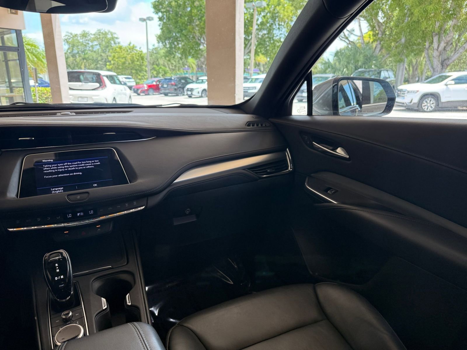 Thumbnail: 2023 Cadillac XT4 - 29
