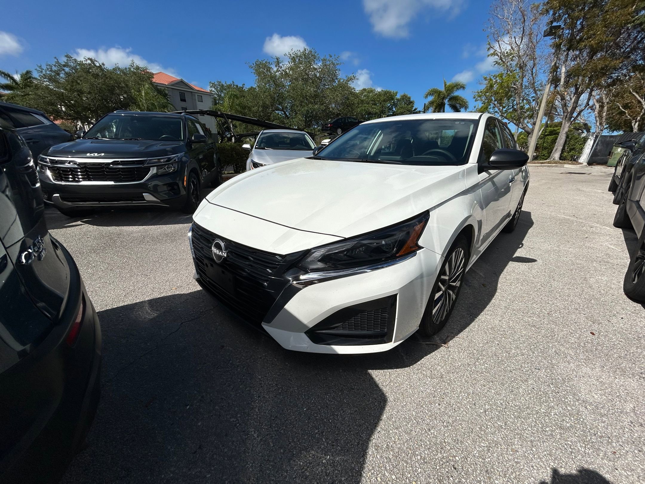 Thumbnail: 2025 Nissan Altima - 16