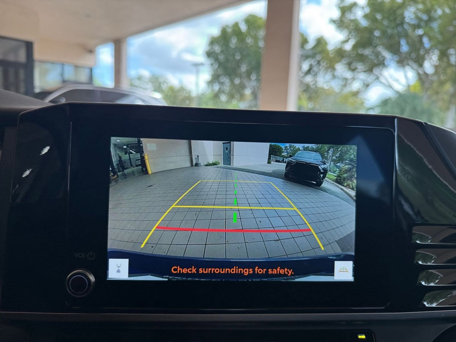 Thumbnail: 2025 Toyota Camry - 17