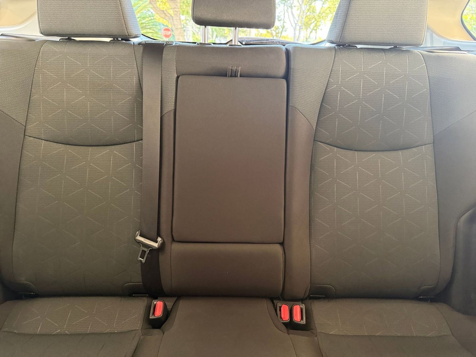 Thumbnail: 2025 Toyota RAV4 - 32