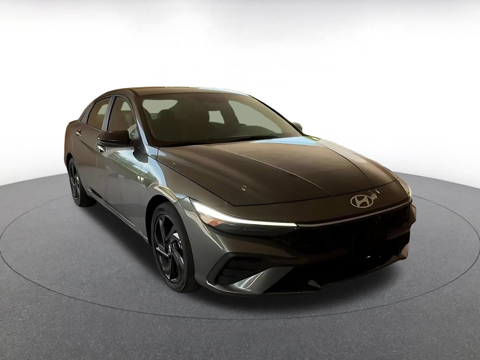 Thumbnail: 2026 Hyundai Elantra - 3