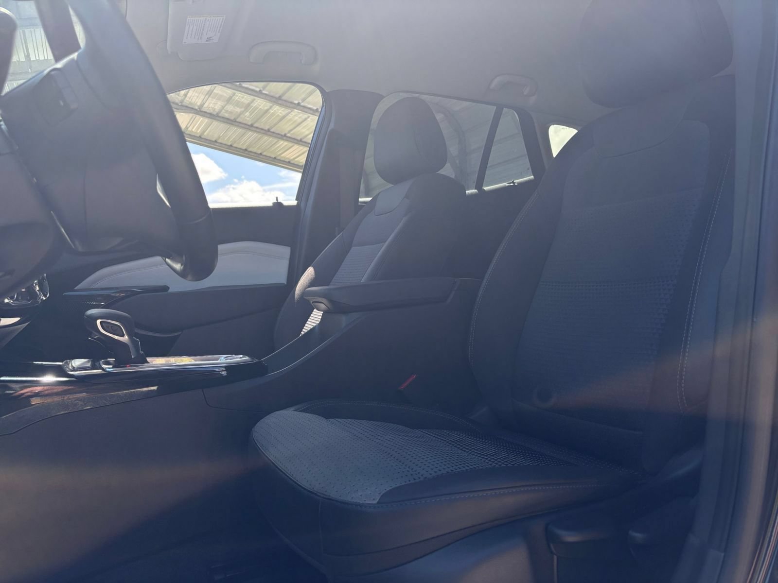Thumbnail: 2025 Chevrolet Trax - 18