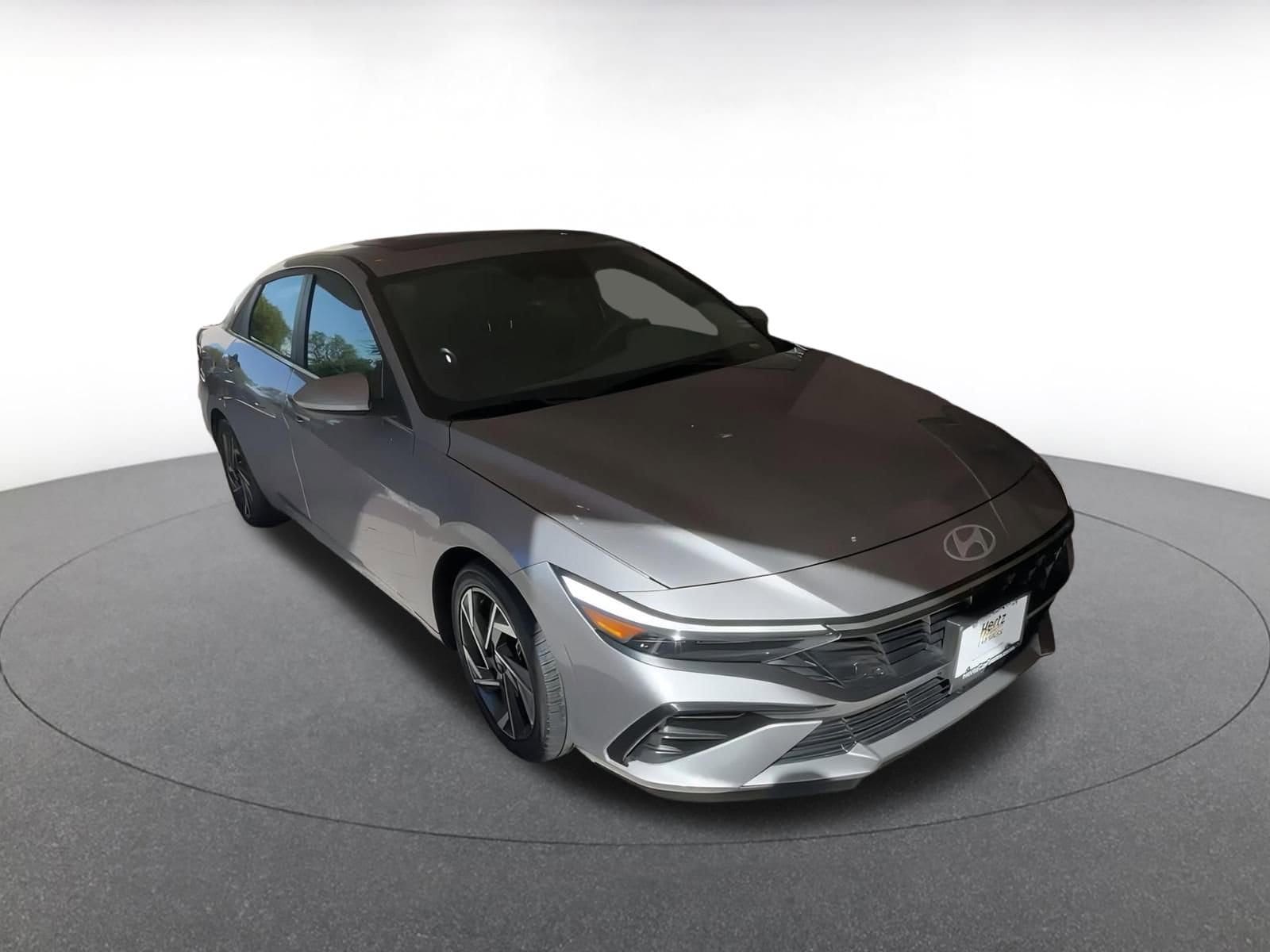 Thumbnail: 2025 Hyundai Elantra - 3