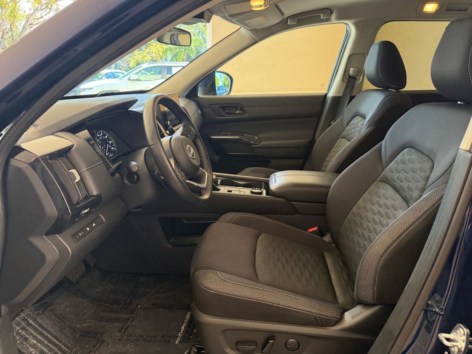 Thumbnail: 2025 Nissan Pathfinder - 21