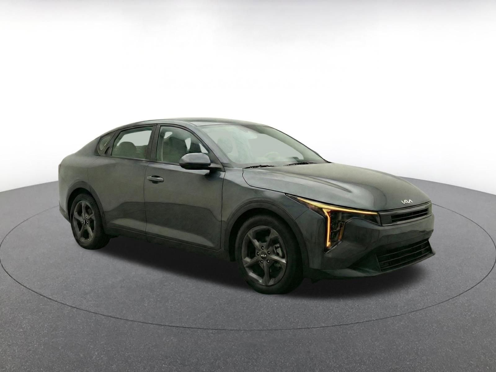 Thumbnail: 2025 Kia K4 - 1