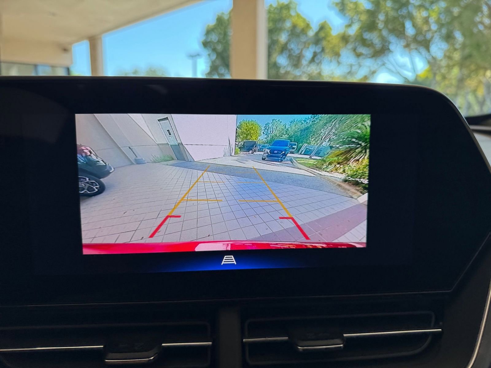 Thumbnail: 2025 Chevrolet Trax - 17