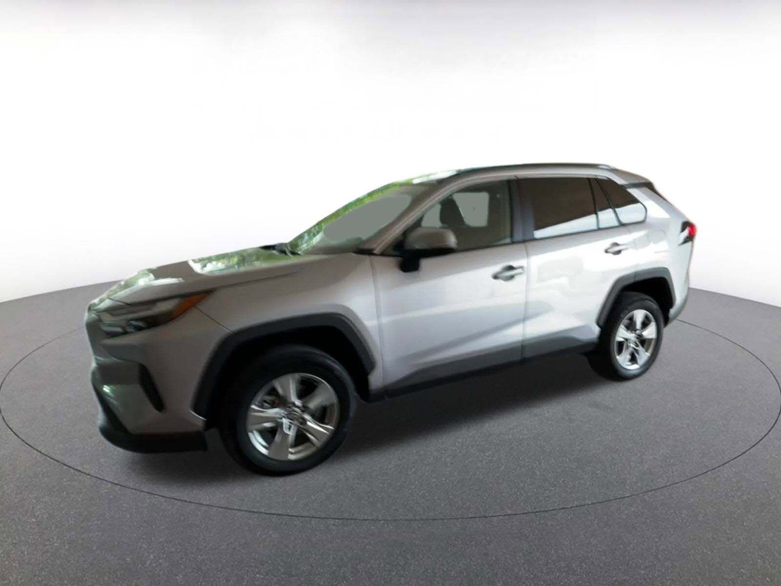 Thumbnail: 2024 Toyota RAV4 - 8