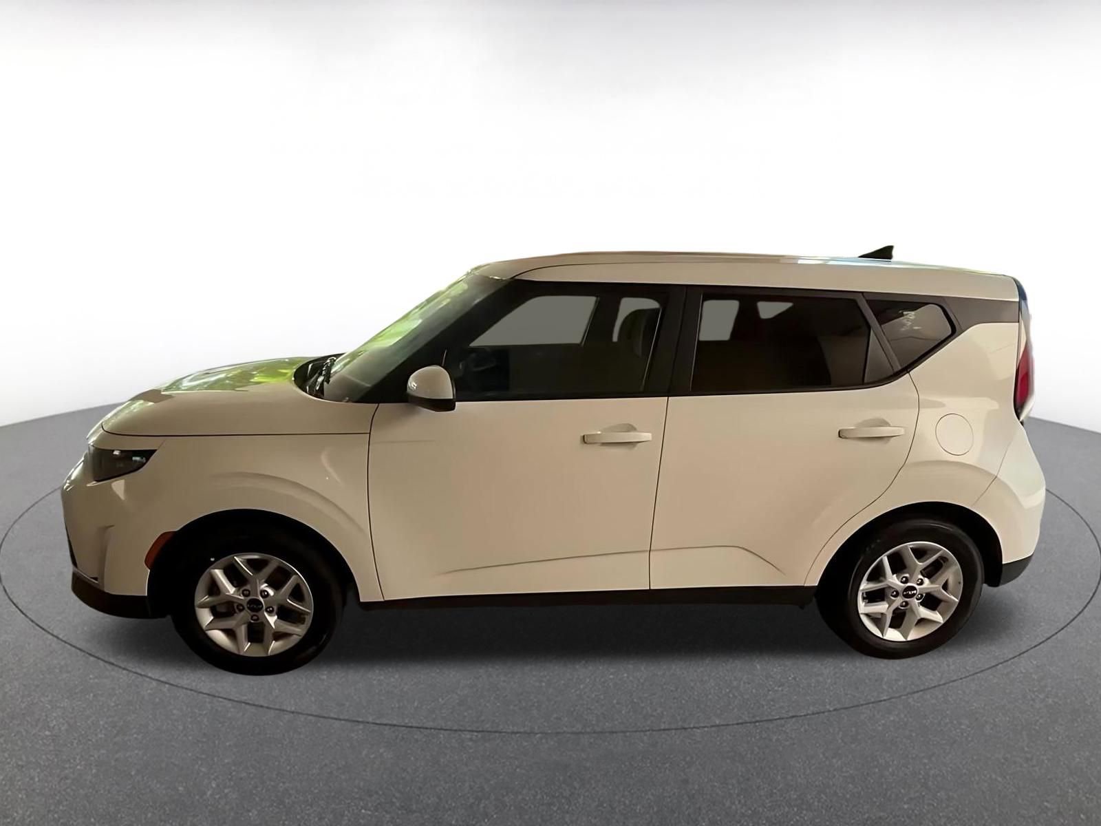Thumbnail: 2025 Kia Soul - 9
