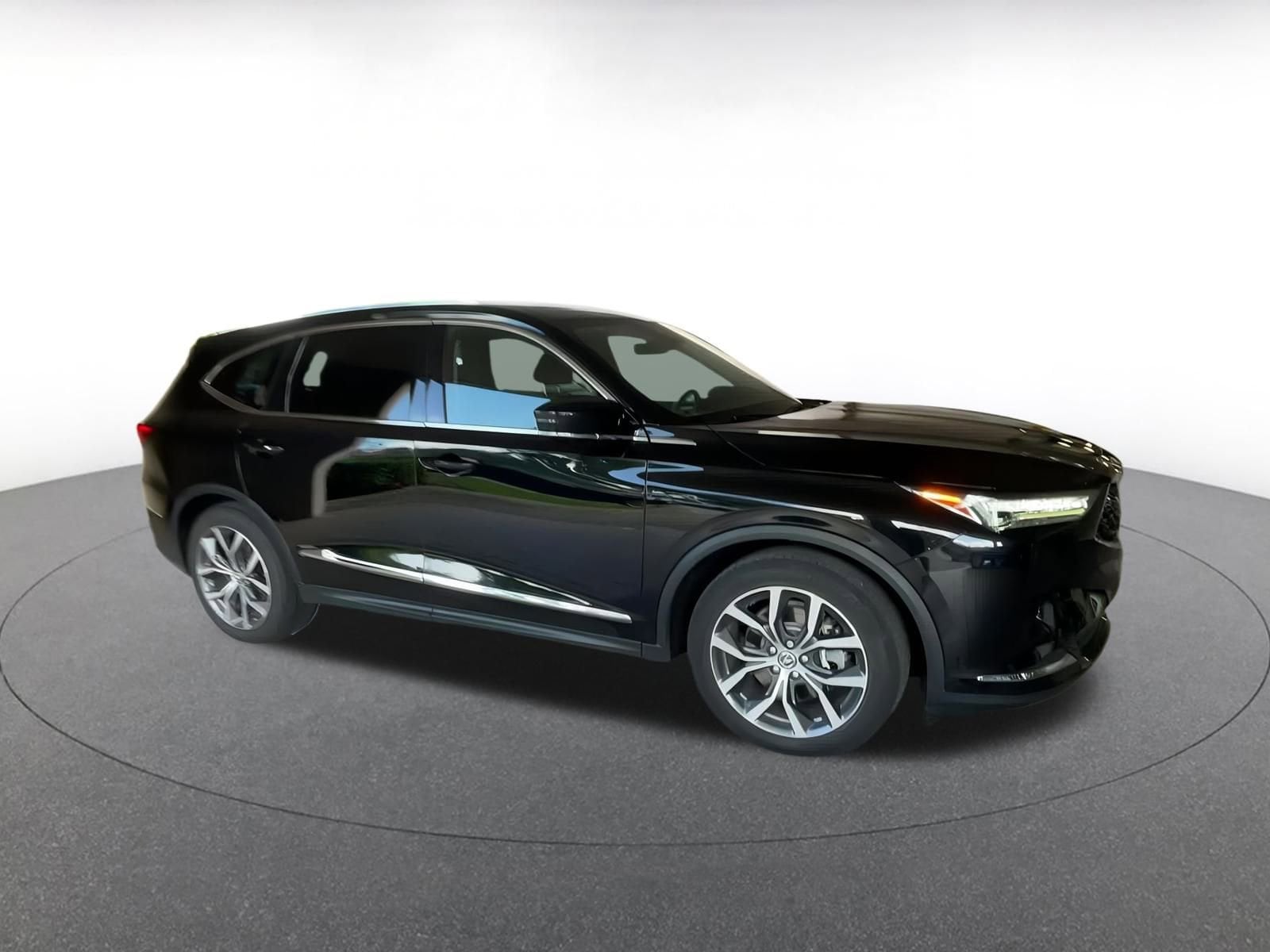 Thumbnail: 2023 Acura MDX - 2