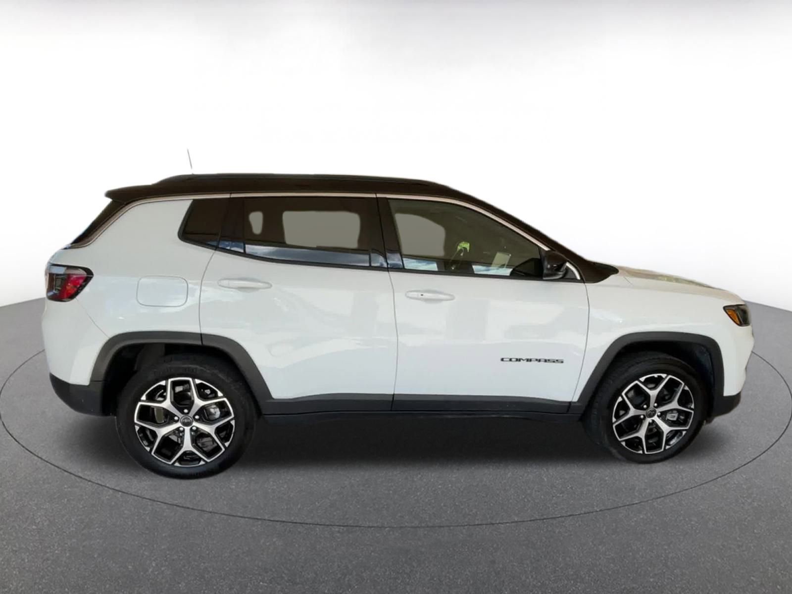 Thumbnail: 2025 Jeep Compass - 16