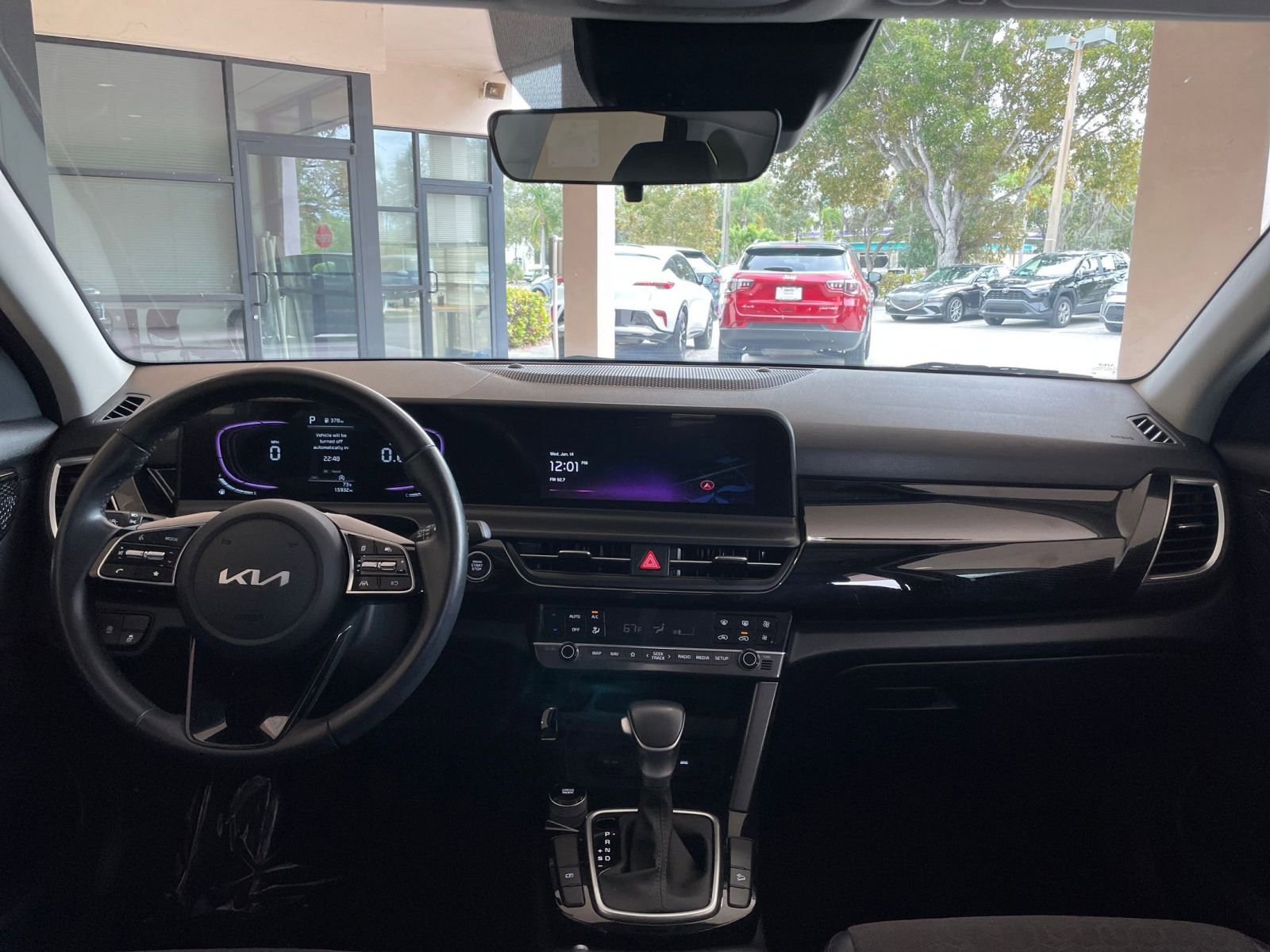 Thumbnail: 2025 Kia Seltos - 28