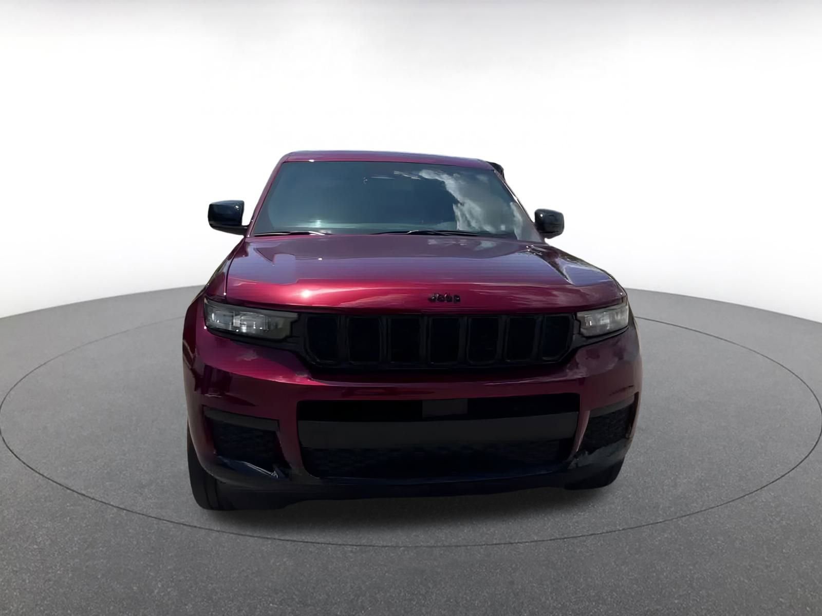 Thumbnail: 2023 Jeep Grand Cherokee - 4