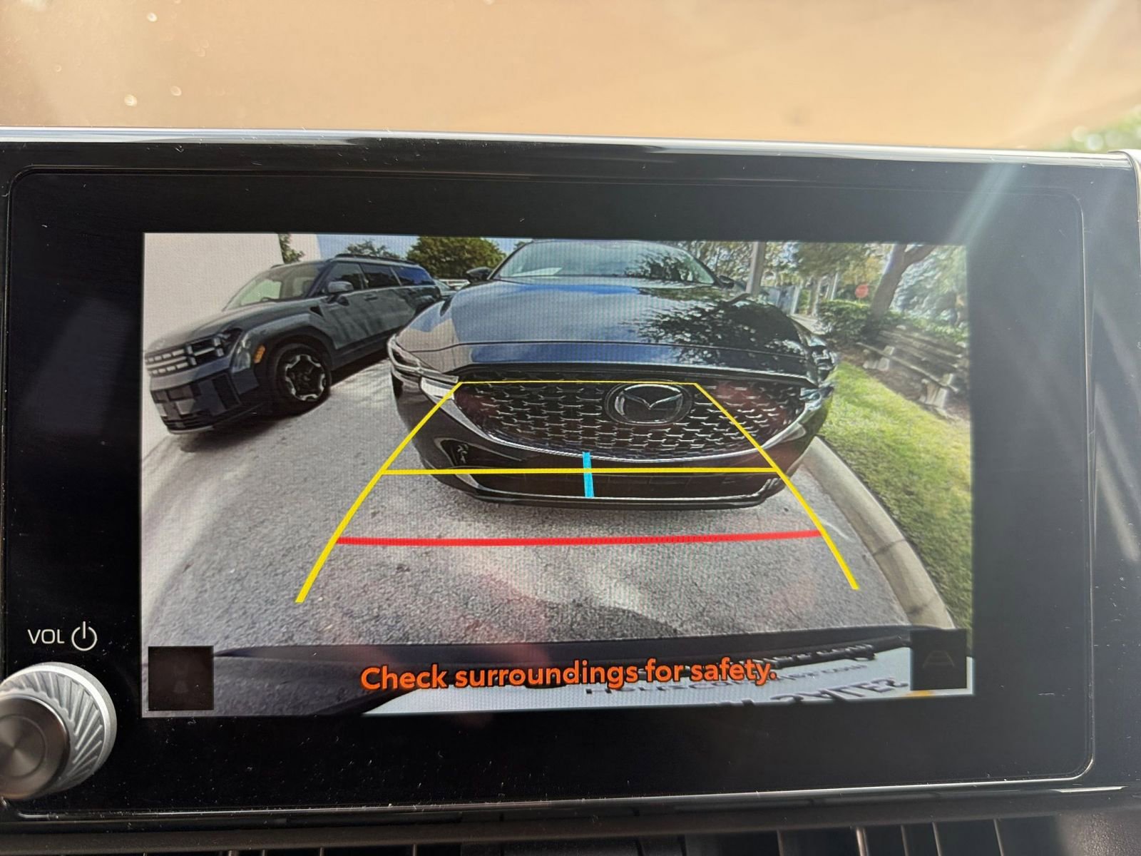 Thumbnail: 2025 Toyota RAV4 - 29