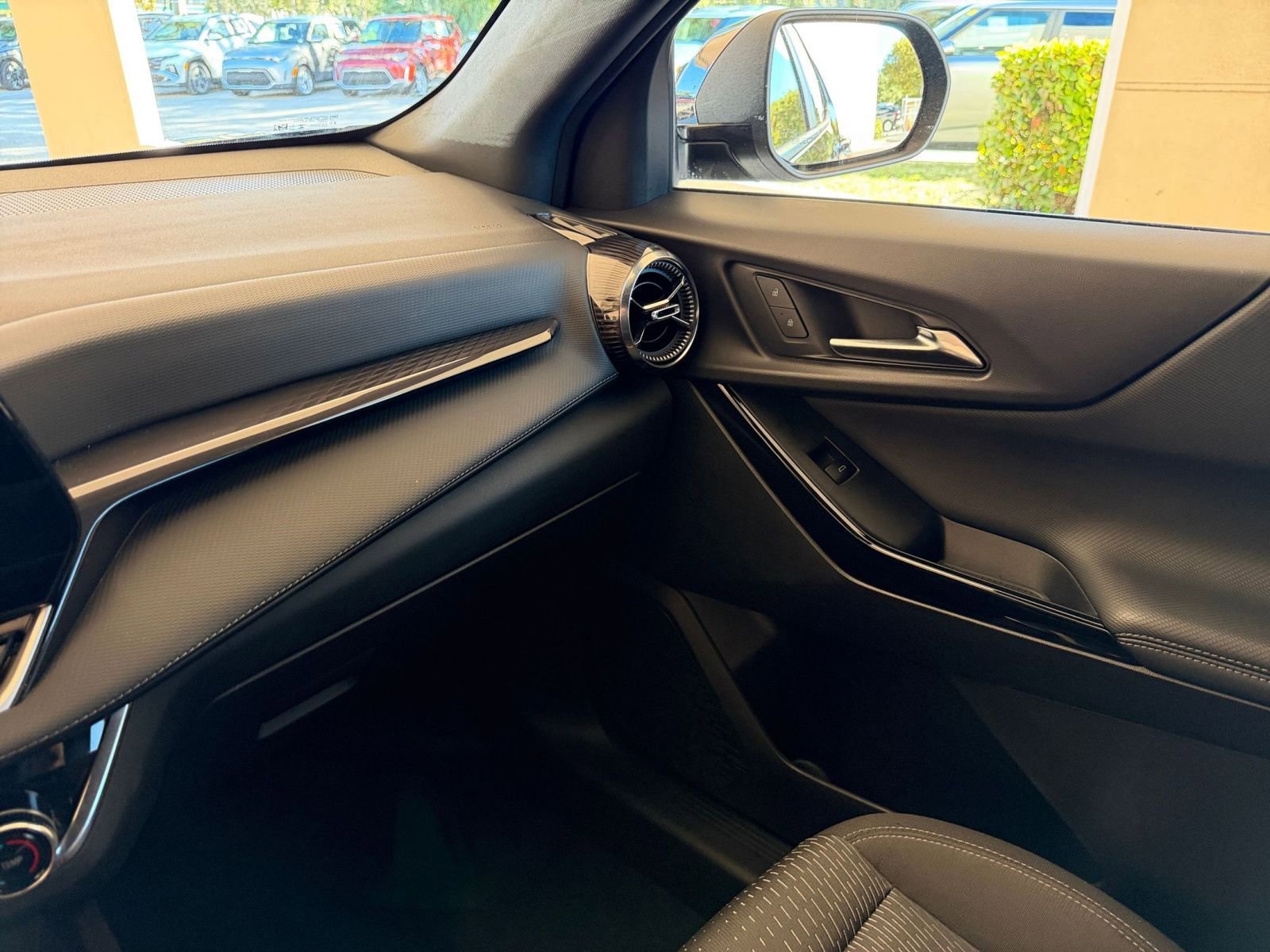 Thumbnail: 2025 Chevrolet Equinox - 29