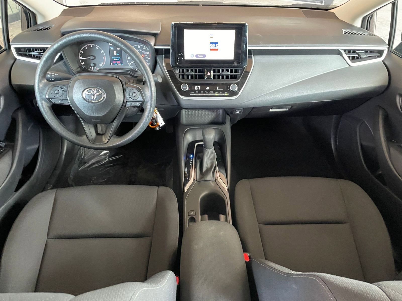 Thumbnail: 2025 Toyota Corolla - 31