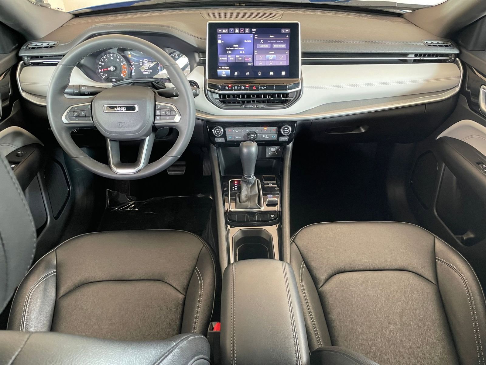 Thumbnail: 2025 Jeep Compass - 34