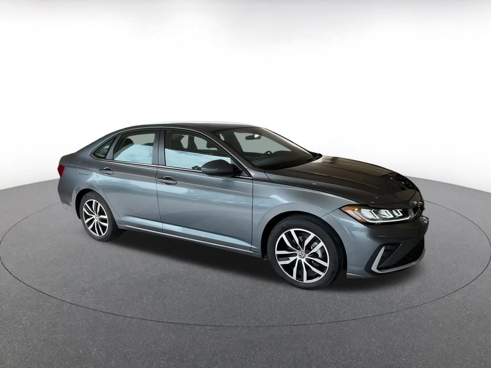 Thumbnail: 2025 Volkswagen Jetta - 2