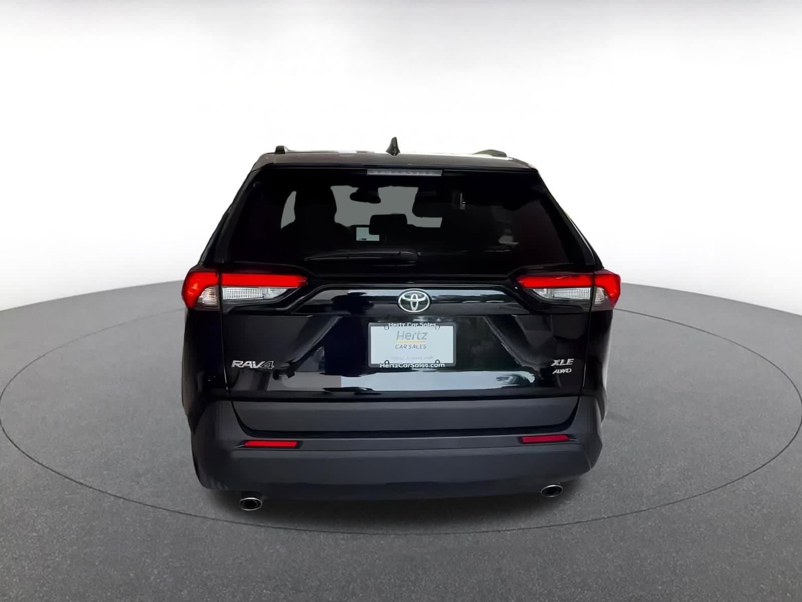 Thumbnail: 2025 Toyota RAV4 - 11