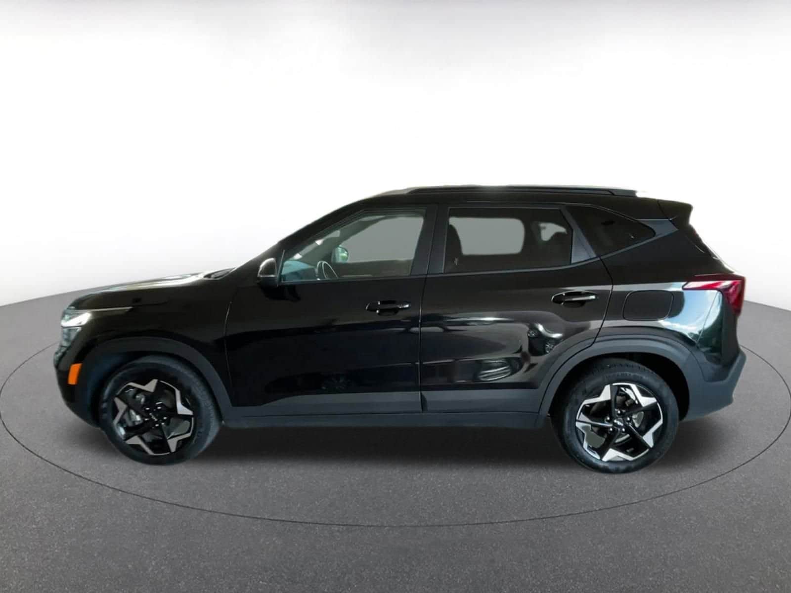 Thumbnail: 2025 Kia Seltos - 9