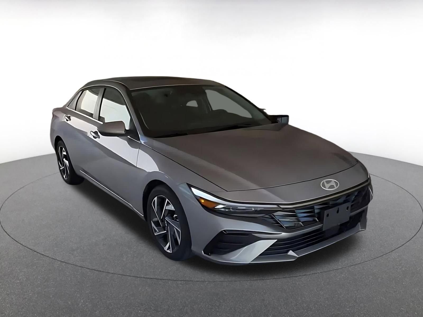 Thumbnail: 2025 Hyundai Elantra - 3