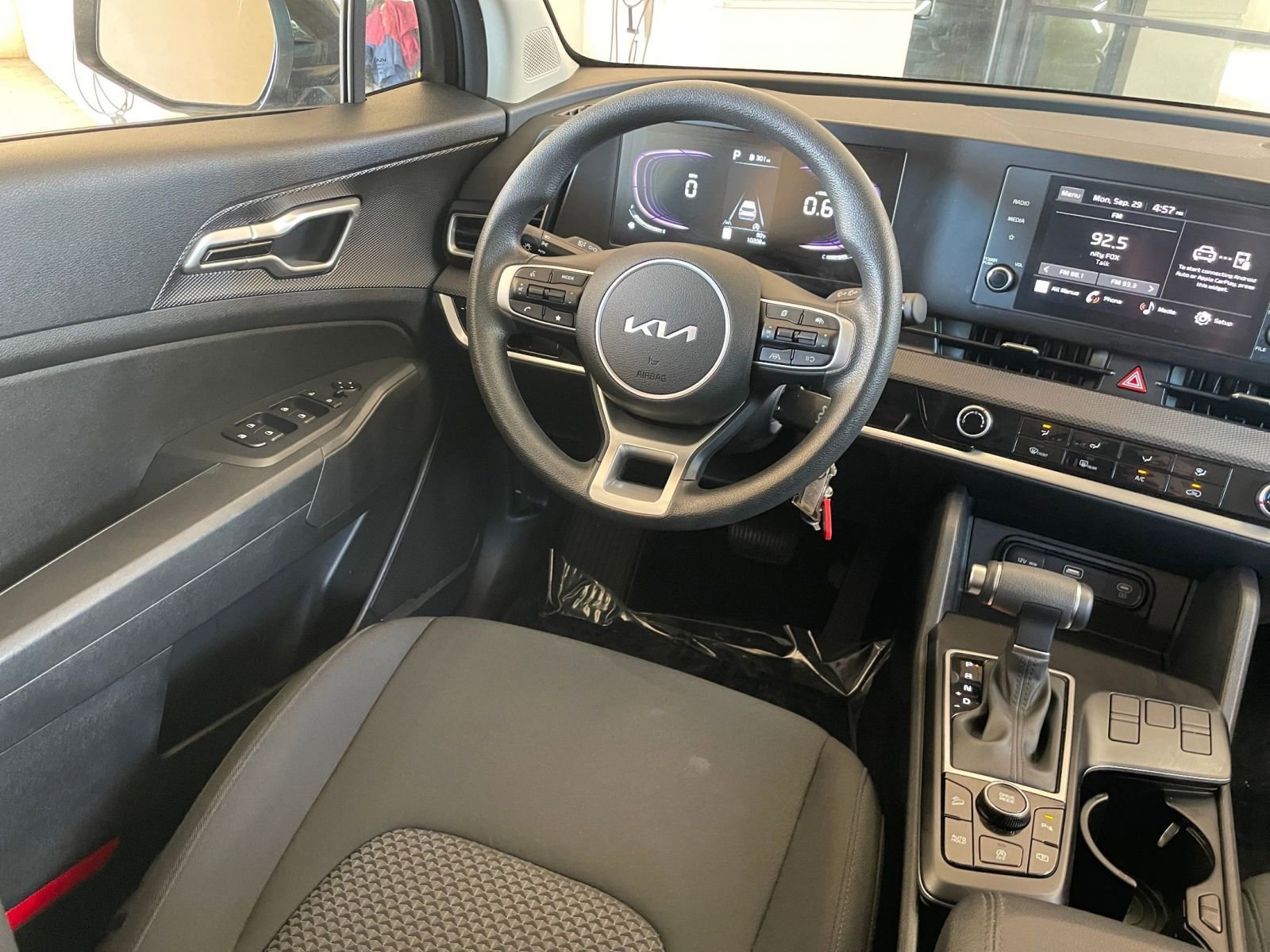 Thumbnail: 2025 Kia Sportage - 34