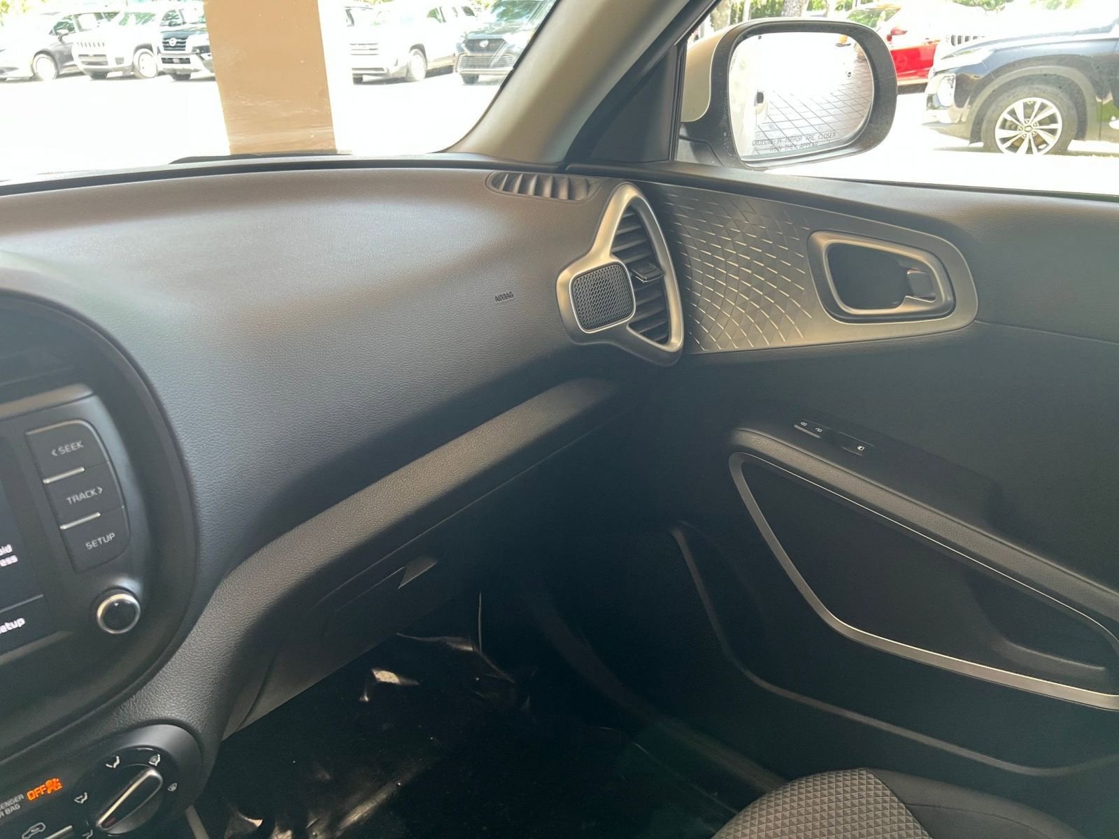 2024 Kia Soul LX 24