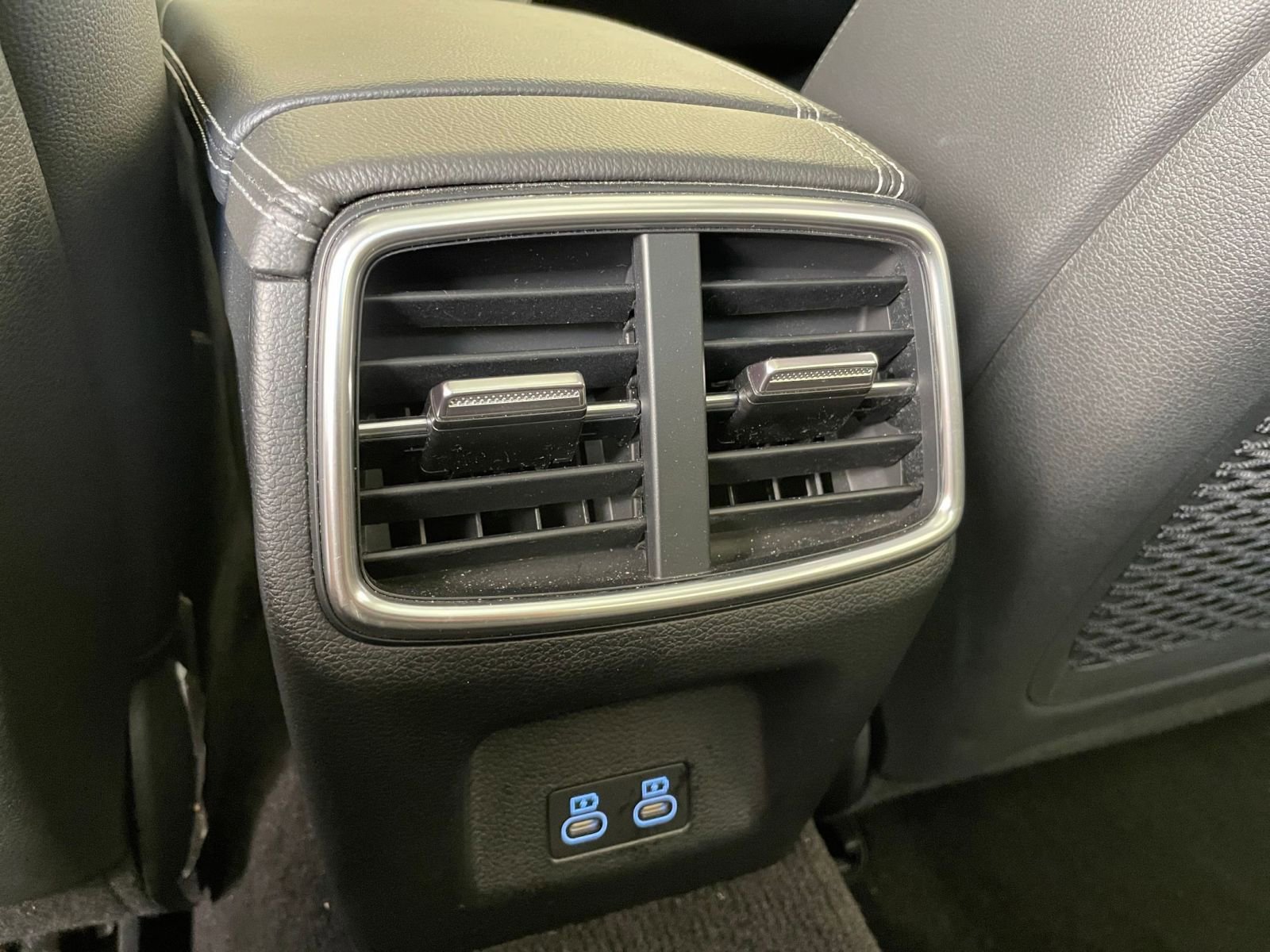 Thumbnail: 2025 Genesis G70 - 27