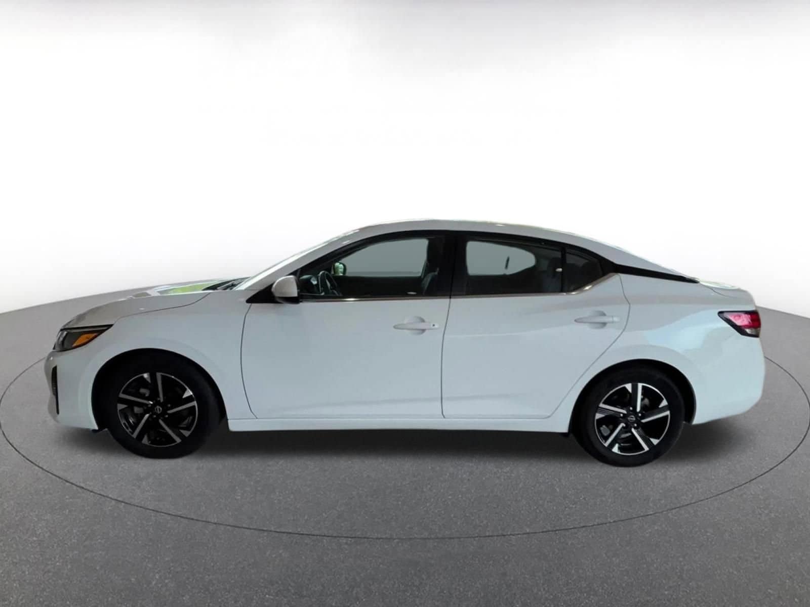 Thumbnail: 2025 Nissan Sentra - 8