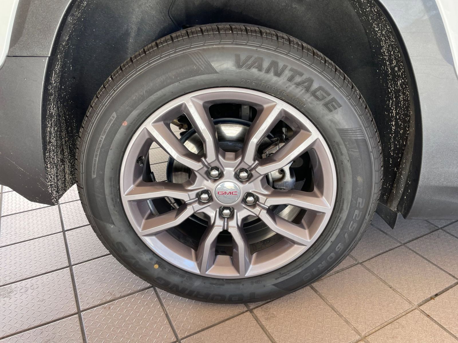 Thumbnail: 2024 GMC Terrain - 30