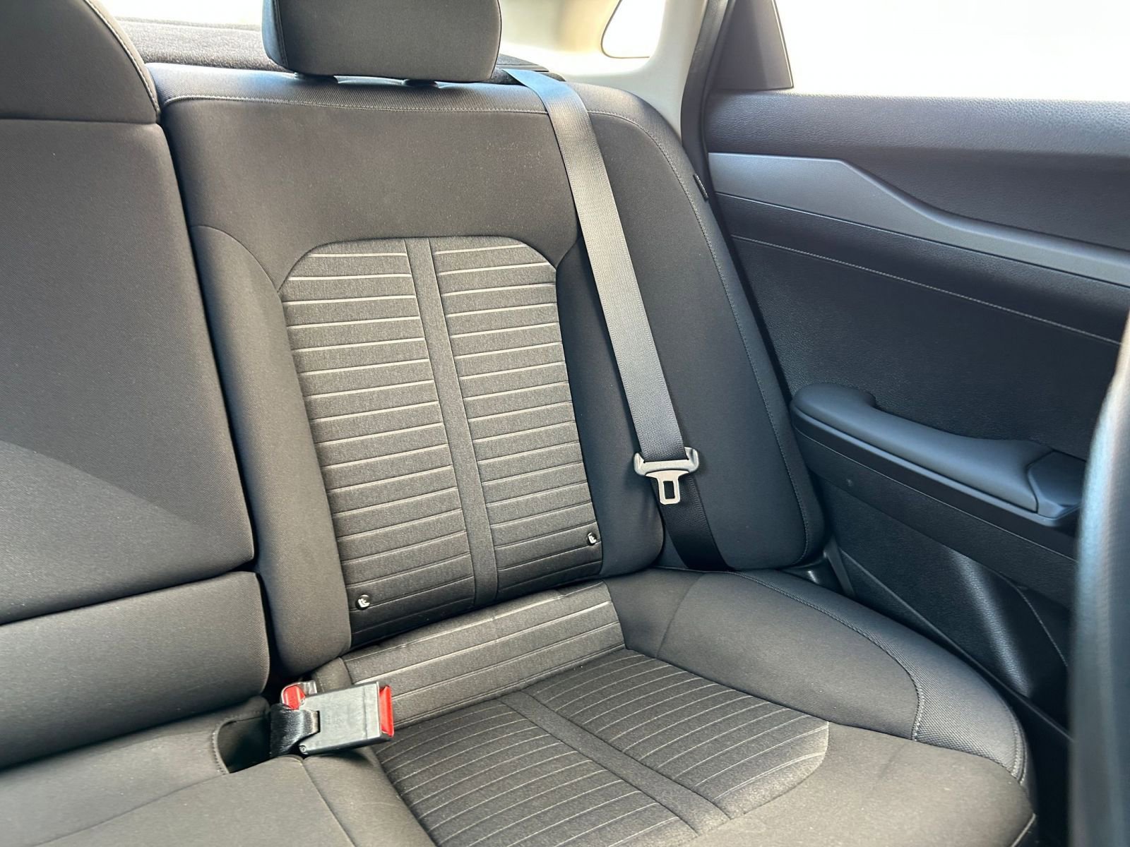 Thumbnail: 2025 Kia K5 - 32