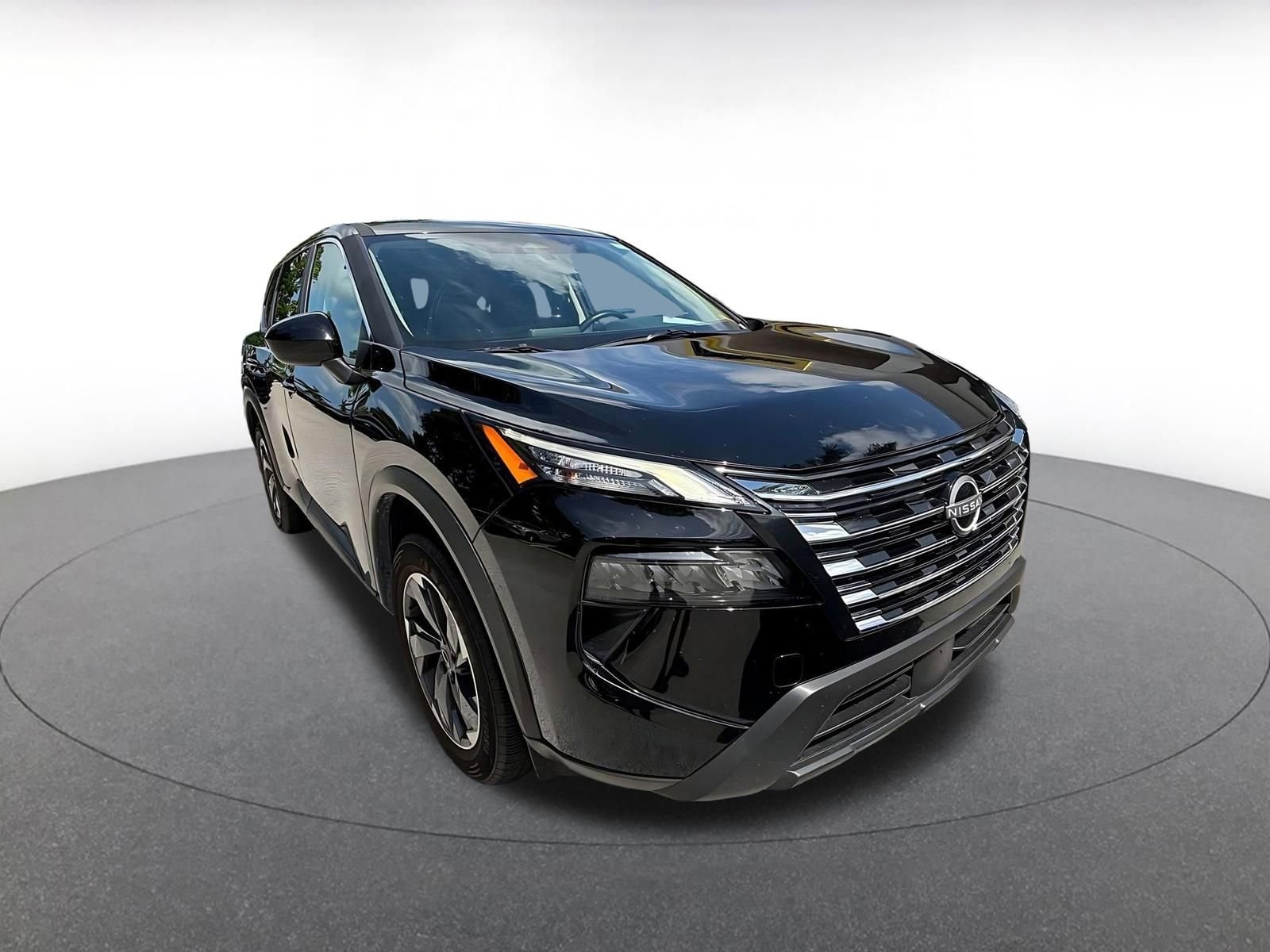 Thumbnail: 2025 Nissan Rogue - 2